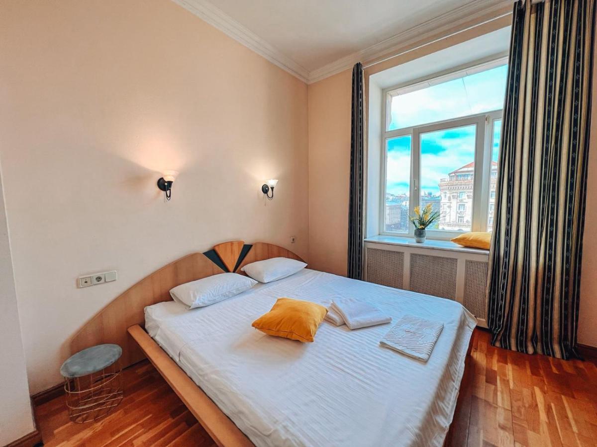 Apartments Rentals Ukraine On Kreshchatik เคียฟ ภายนอก รูปภาพ