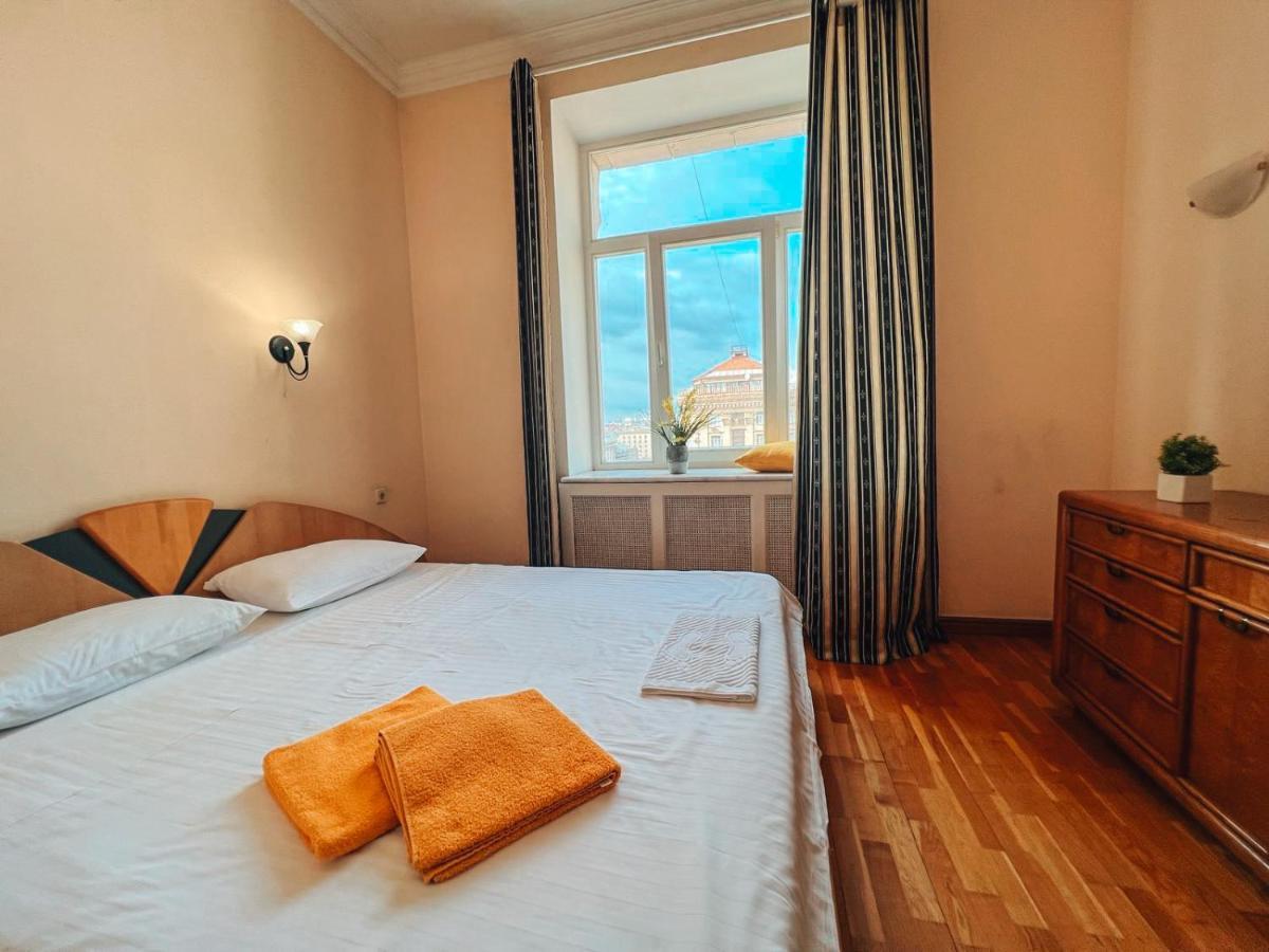 Apartments Rentals Ukraine On Kreshchatik เคียฟ ภายนอก รูปภาพ
