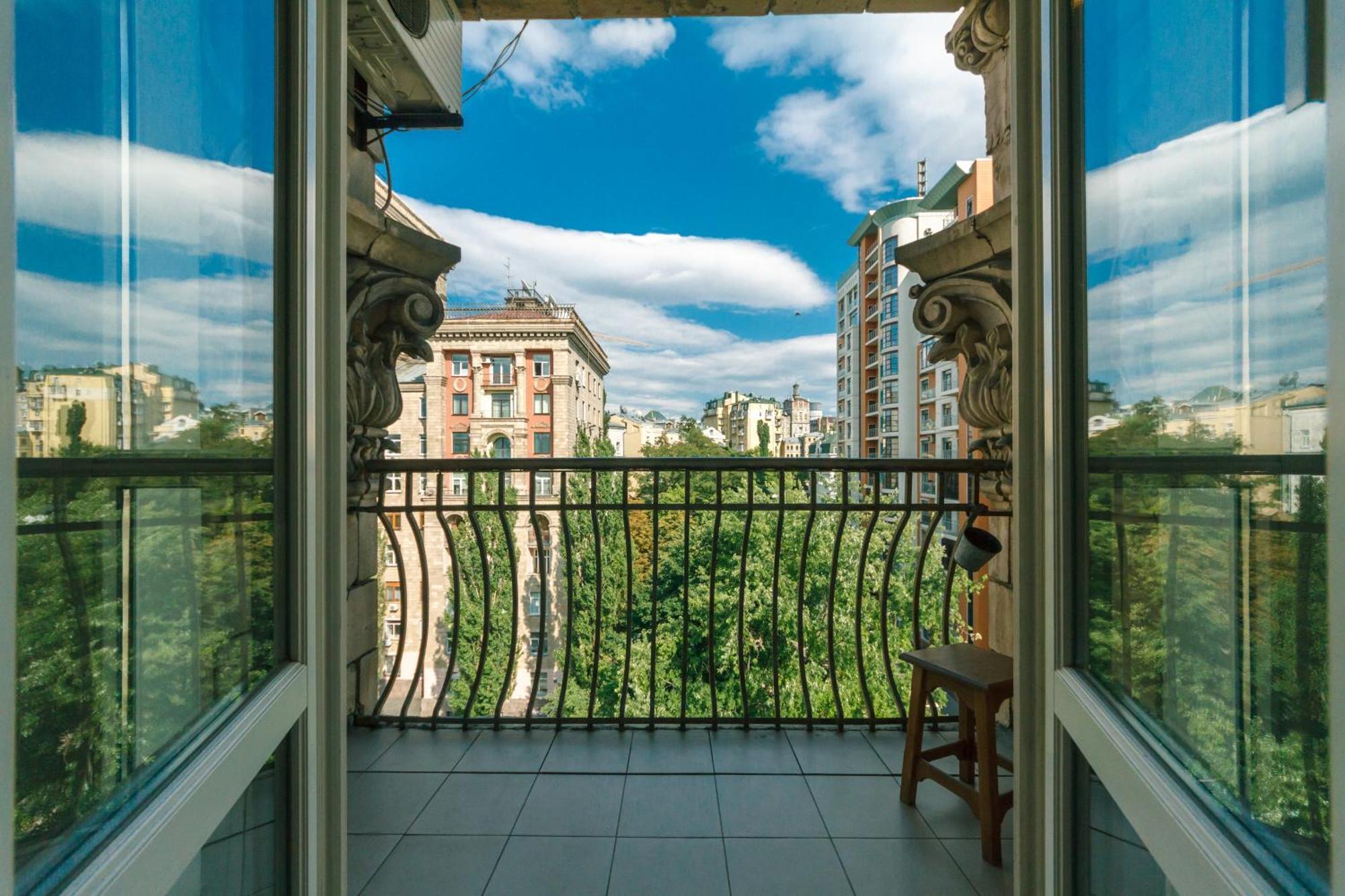 Apartments Rentals Ukraine On Kreshchatik เคียฟ ภายนอก รูปภาพ