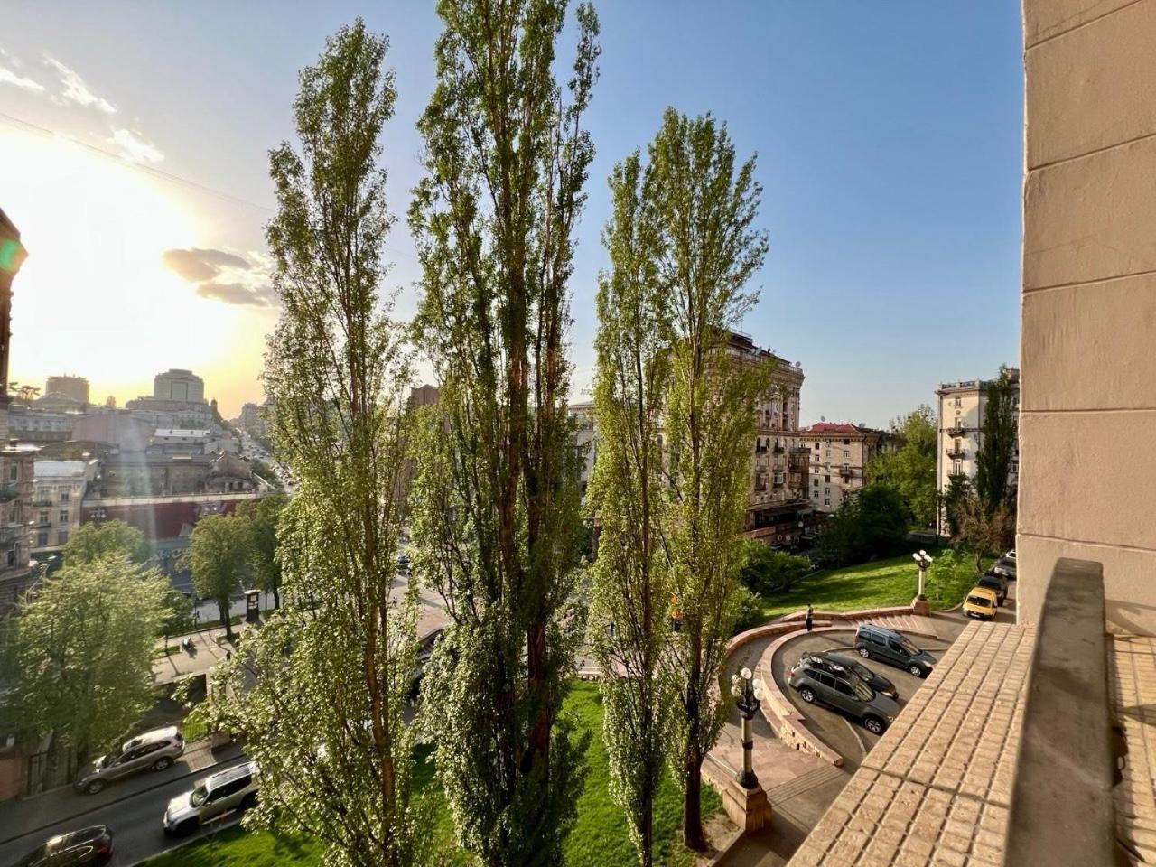 Apartments Rentals Ukraine On Kreshchatik เคียฟ ภายนอก รูปภาพ