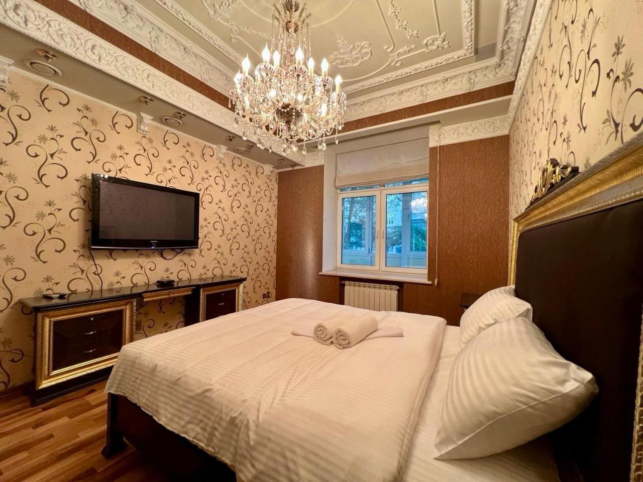 Apartments Rentals Ukraine On Kreshchatik เคียฟ ภายนอก รูปภาพ